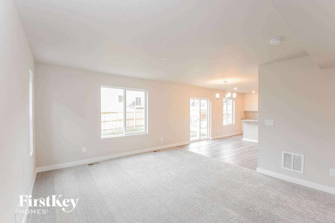 10645 Luneth Dr - Photo 3 of 15