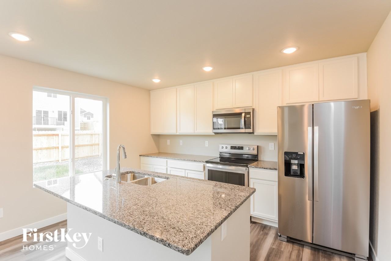 10645 Luneth Dr - Photo 6 of 15