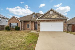 featured image of 413 Driftwood St