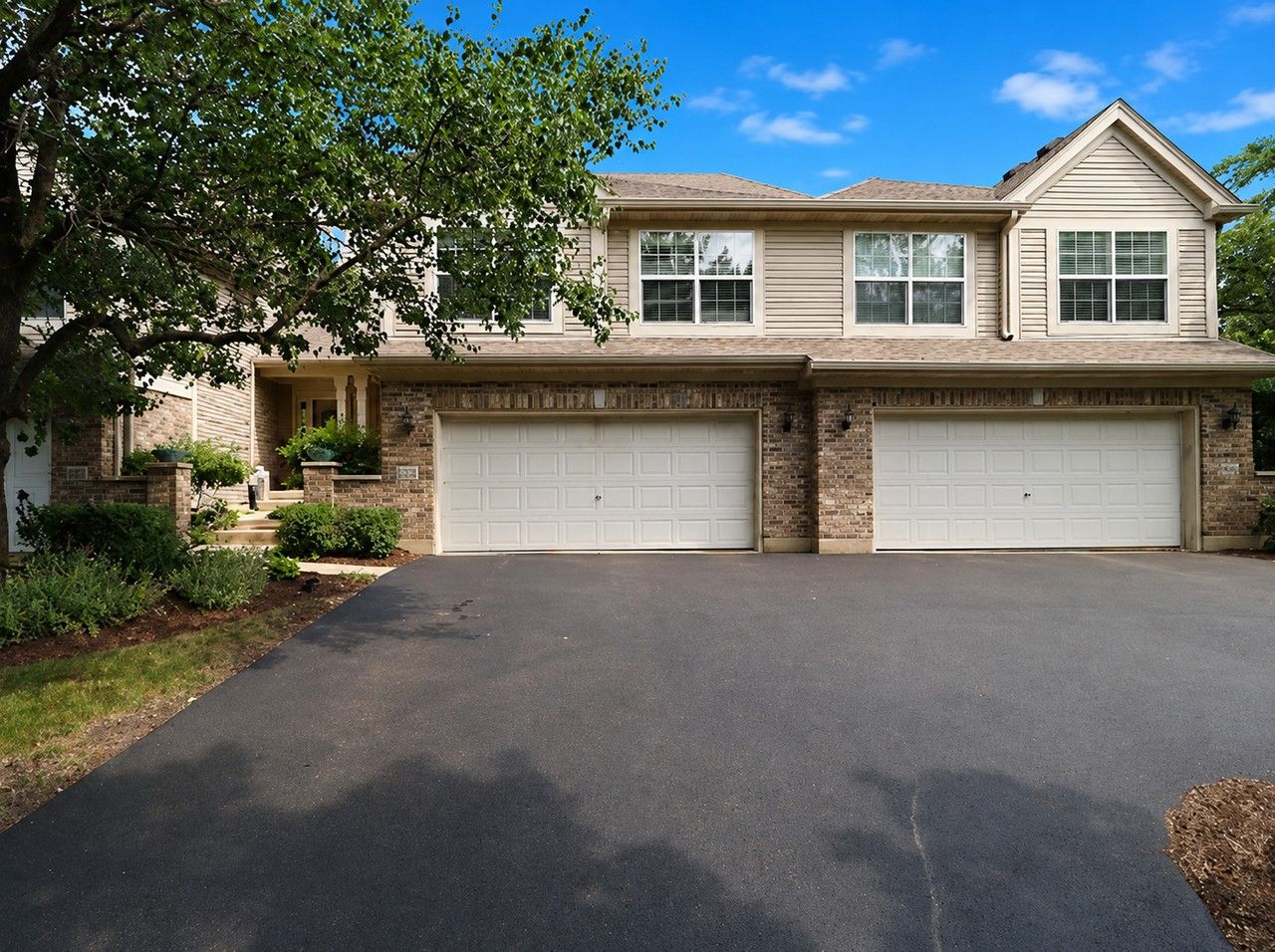154 River Mist Dr