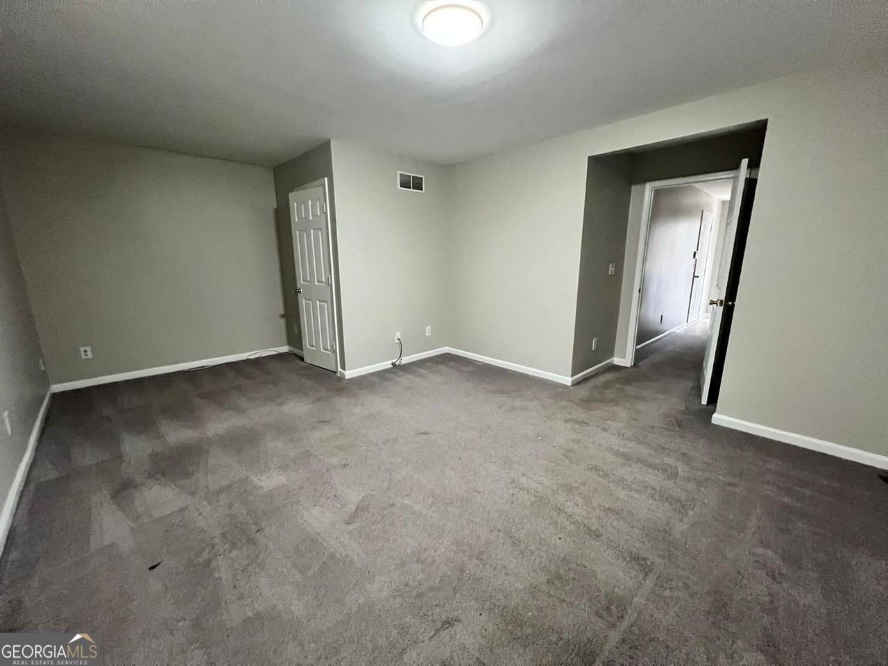 6877 Slate Stone Way Se - Photo 6 of 19