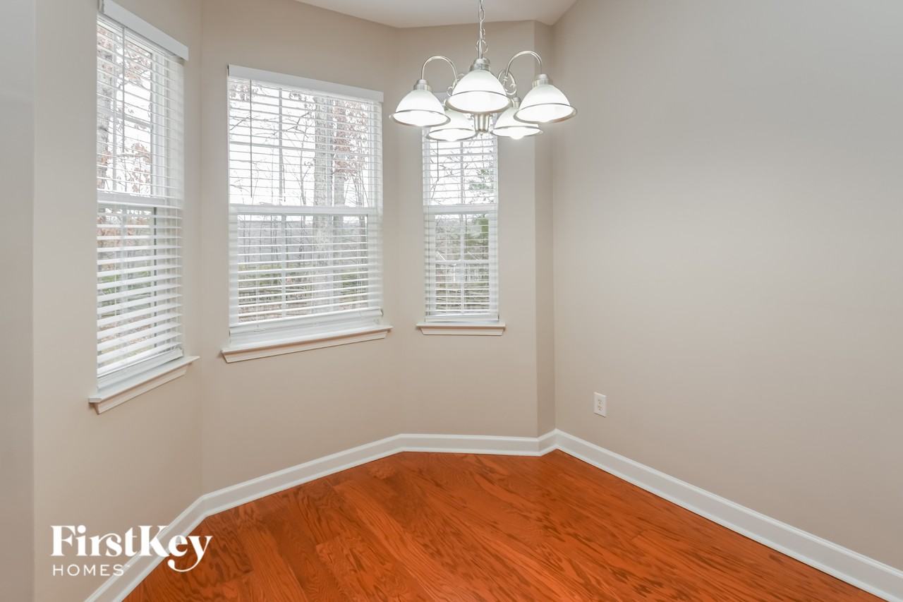 4255 Kiser Woods Dr Sw - Photo 5 of 15