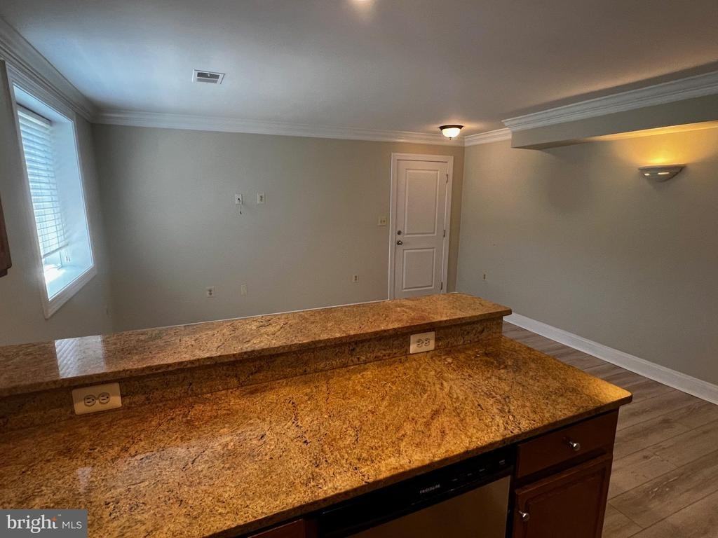1219 Oronoco St ##101 - Photo 7 of 24