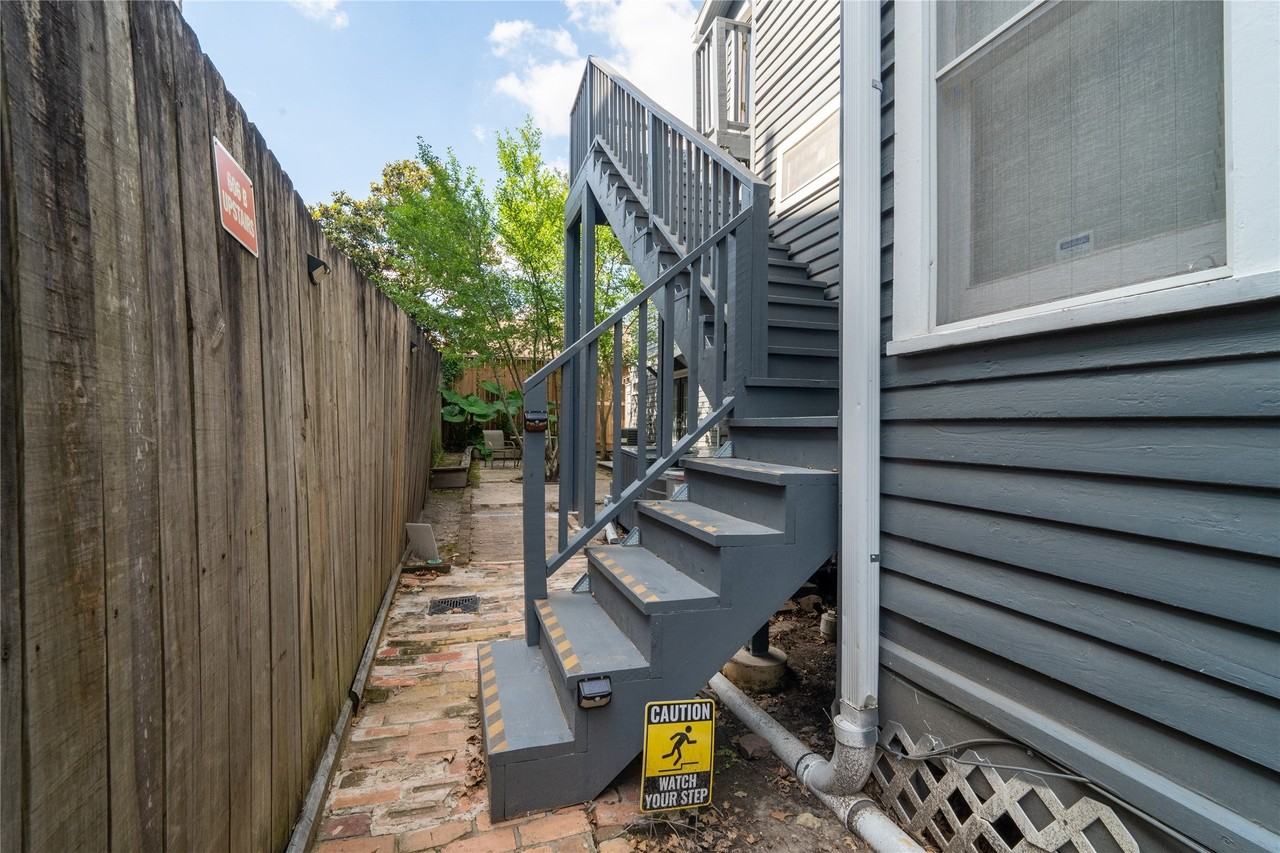 606 W Drew St - Photo 2 of 17