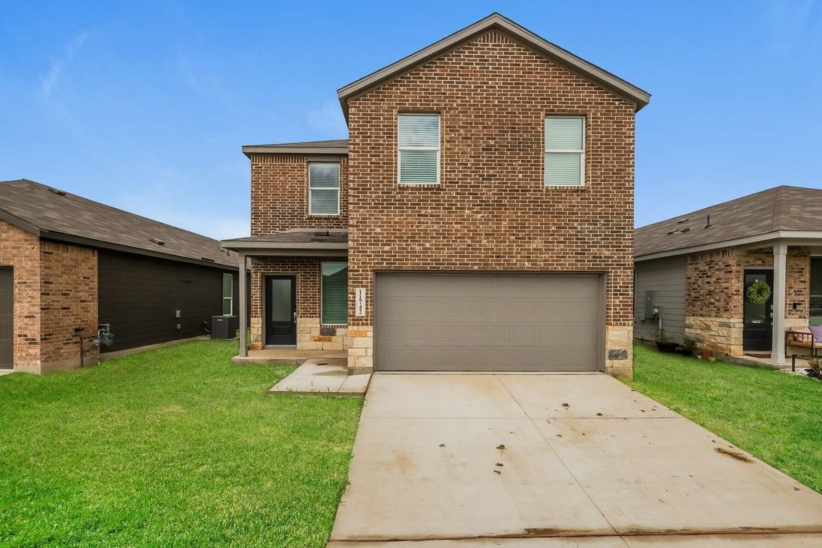 11742 Carolina Rose - Photo 4 of 36