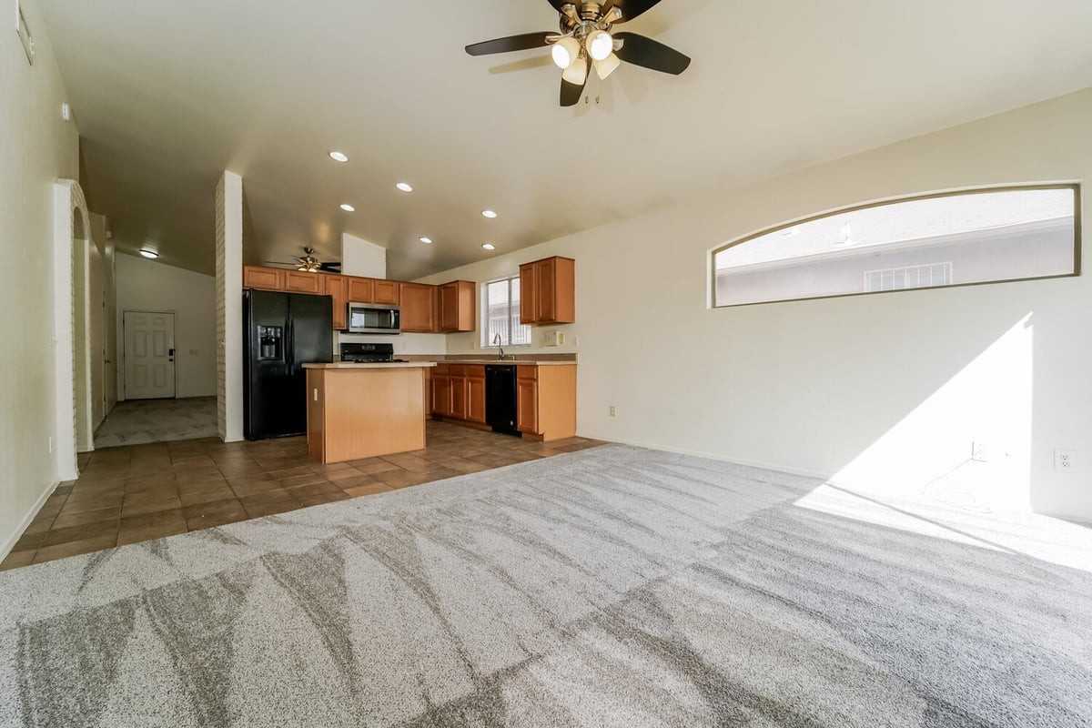 5133 S Lavender Hills Ln - Photo 5 of 15