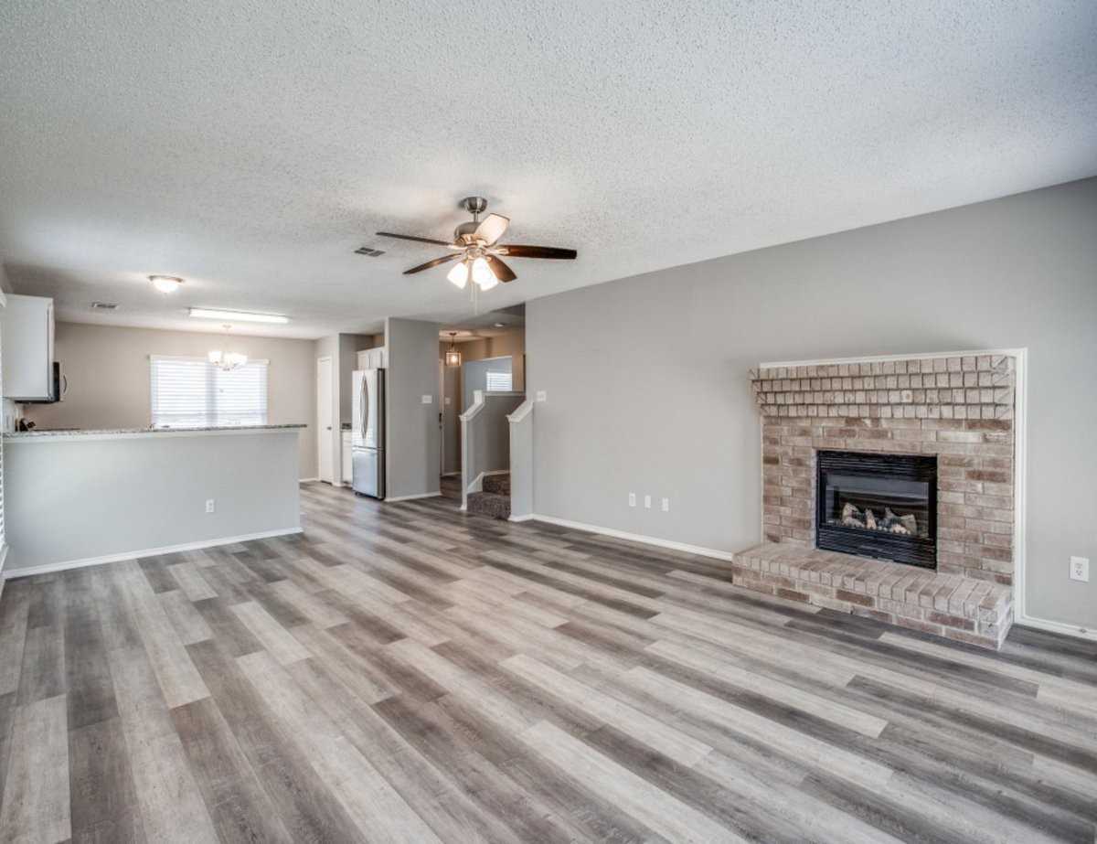 624 Canyon Pl - Photo 2 of 13
