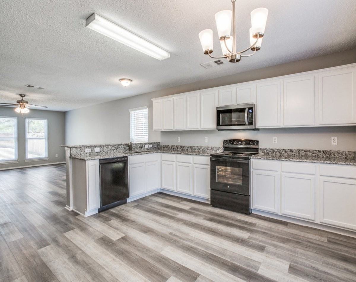 624 Canyon Pl - Photo 3 of 13