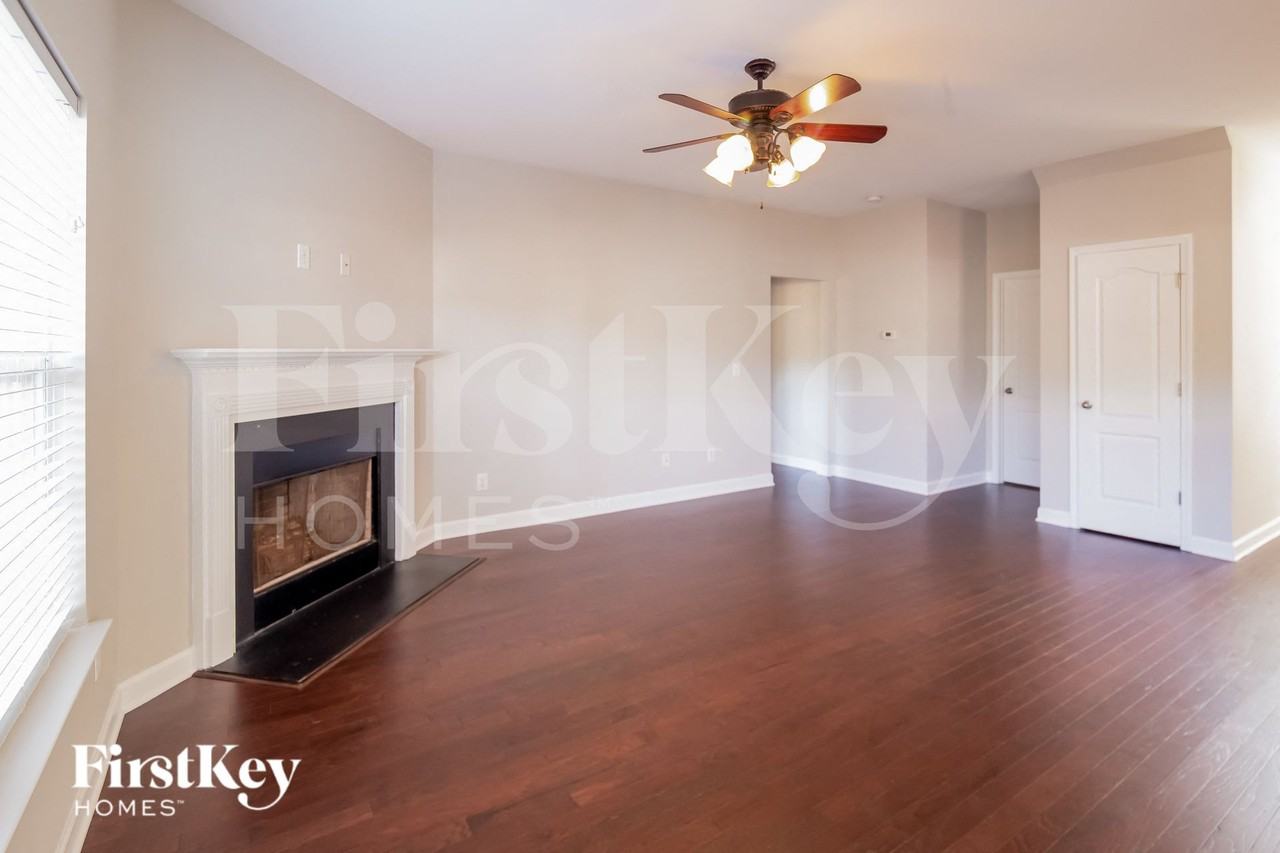 254 Killarney Trl - Photo 4 of 15