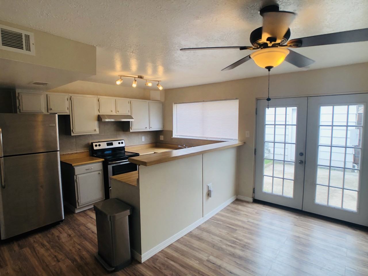 7009 Chasewood Dr - Photo 5 of 13