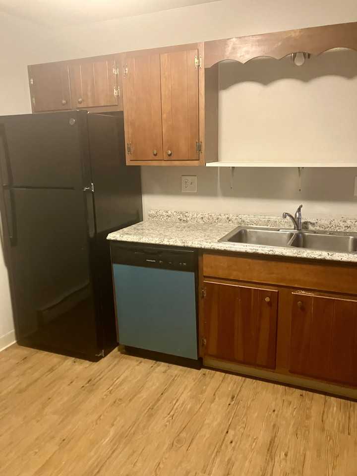 200 Polk St #9 - Photo 3 of 16