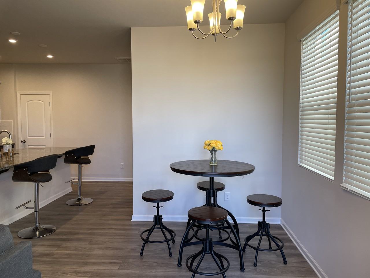 11020 Chalkbark Ln - Photo 5 of 17