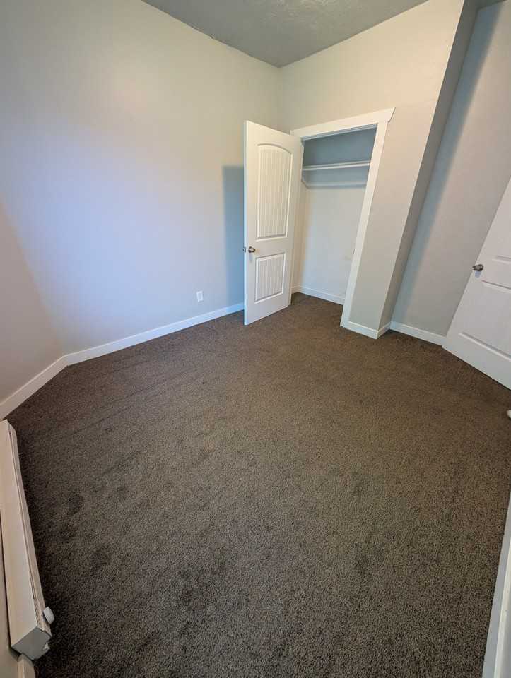 228 Wn, #1 - Photo 5 of 9