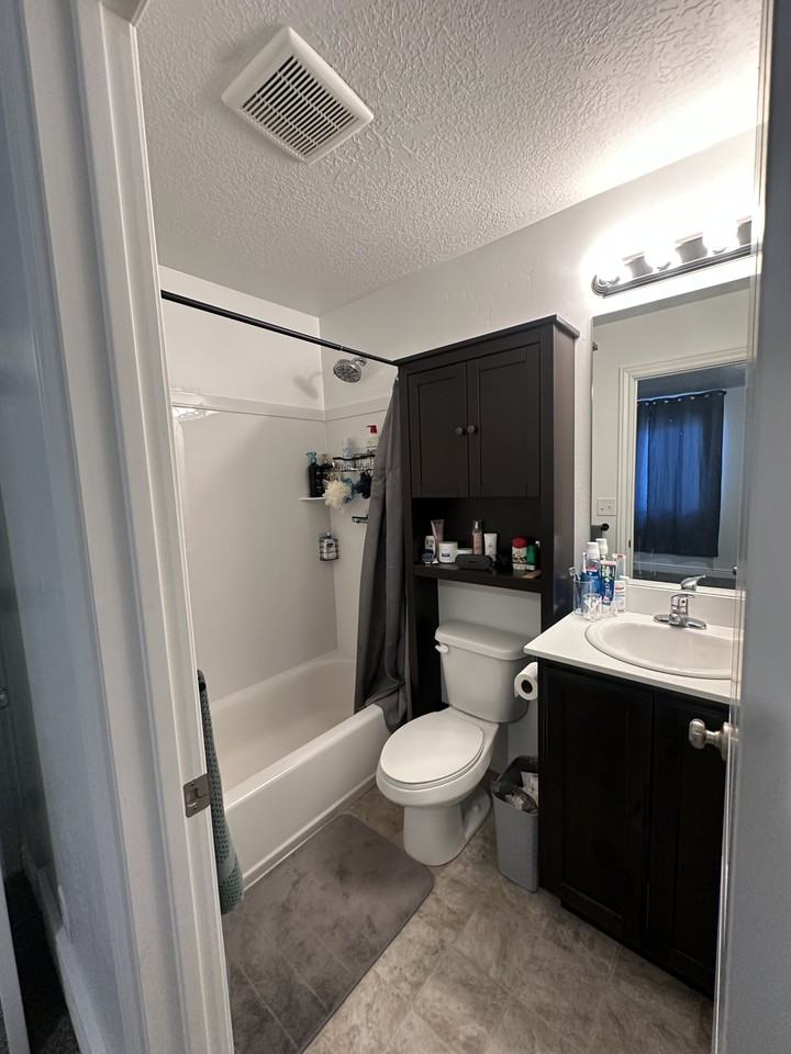 1771 S Longview Rd - Photo 2 of 19