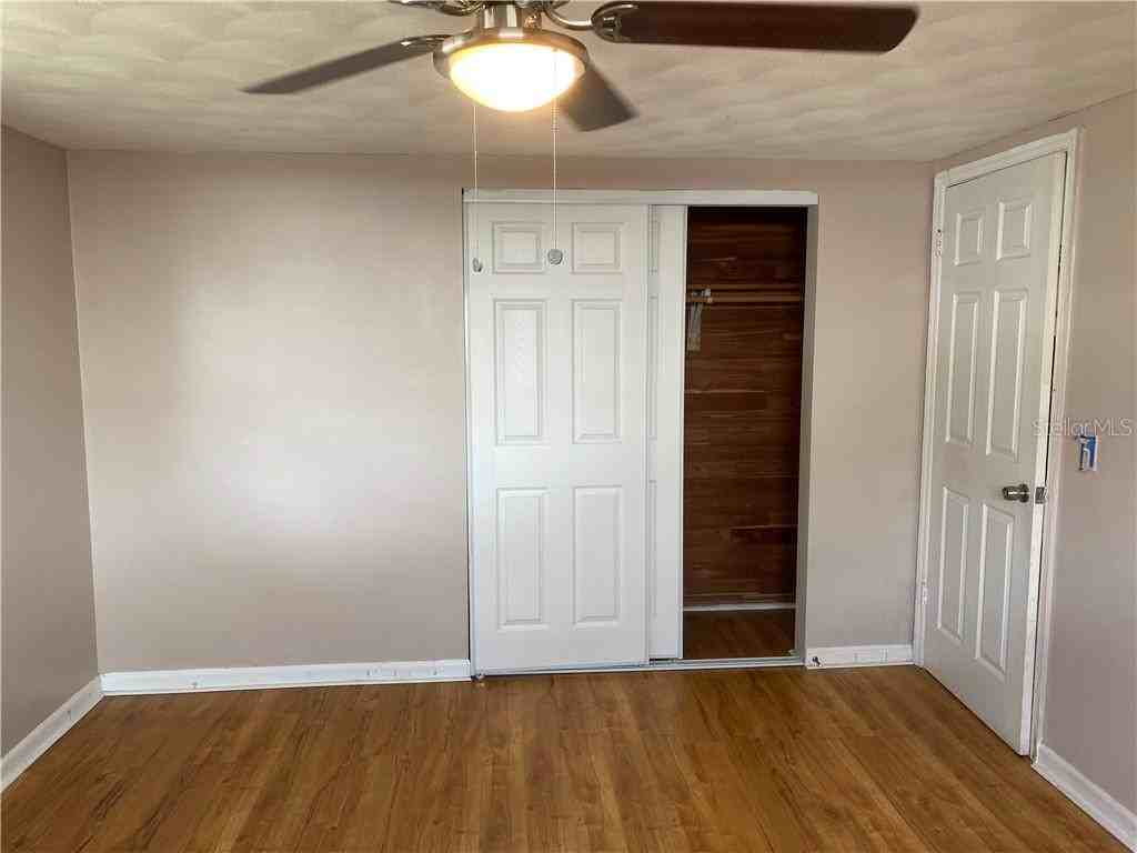 5413 Drift Tide Dr - Photo 4 of 17