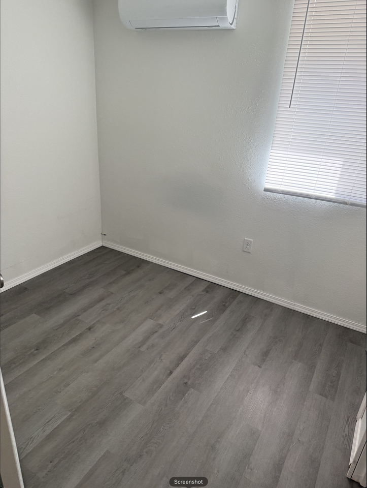 323 Seward Ave #3 - Photo 7 of 10