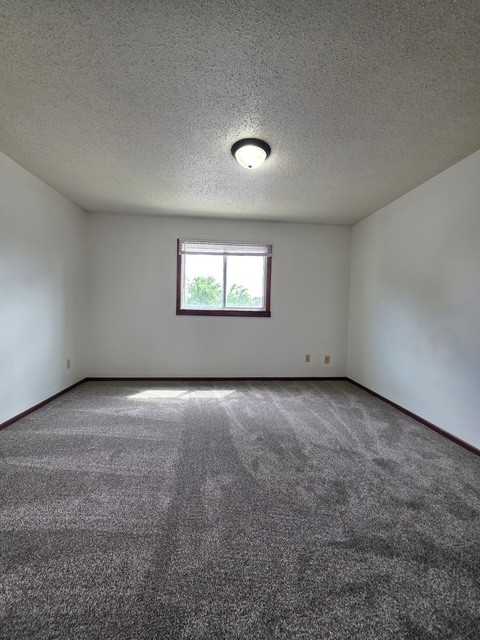 1652 8th St N #1 - Photo 5 of 21