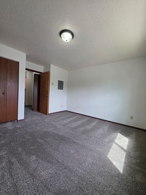 1652 8th St N #1 - Photo 6 of 21