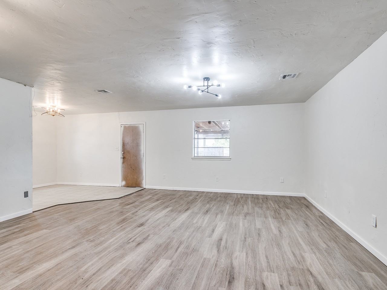 3300 Sw 40th St - Photo 2 of 18