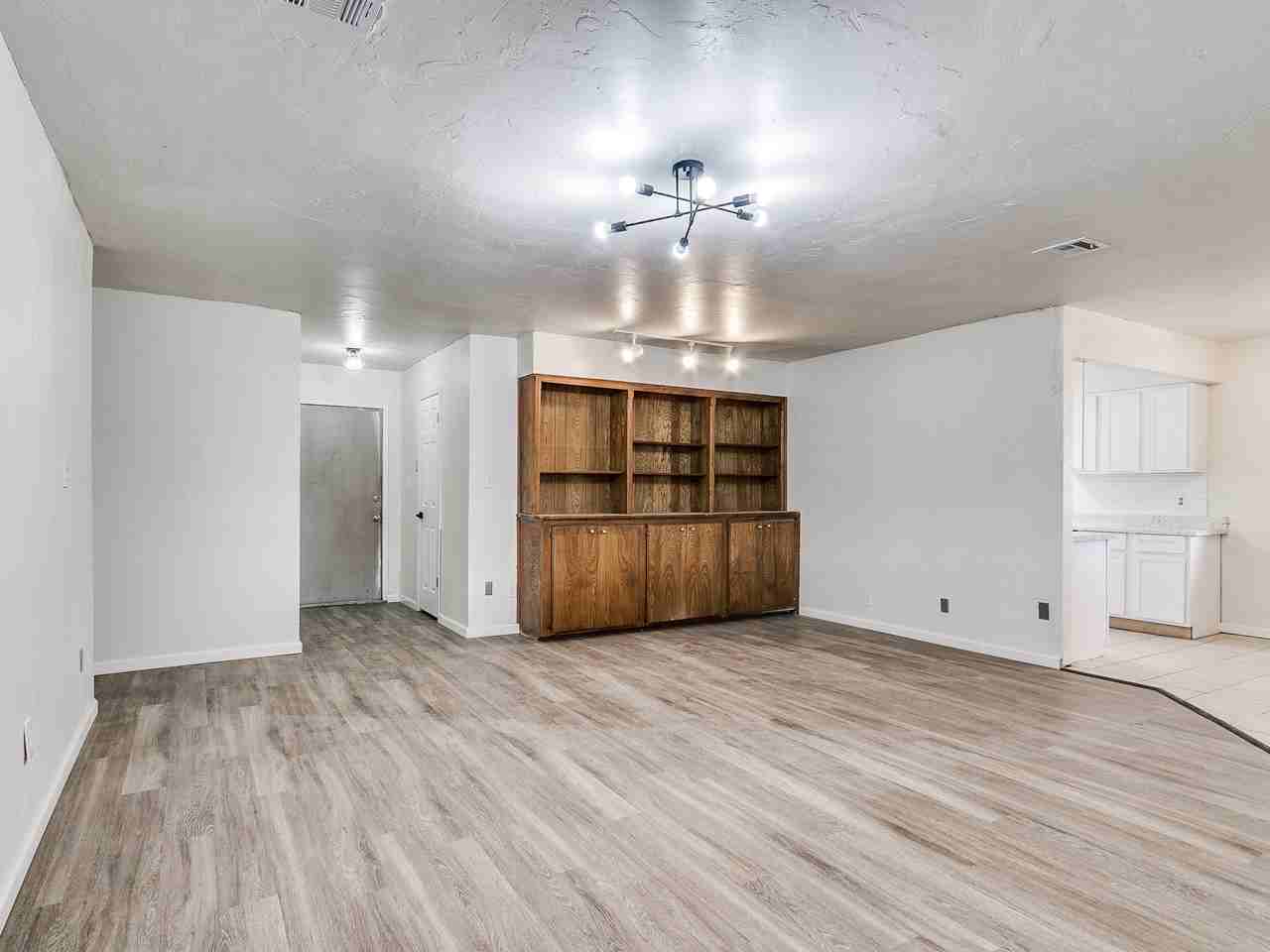 3300 Sw 40th St - Photo 3 of 18