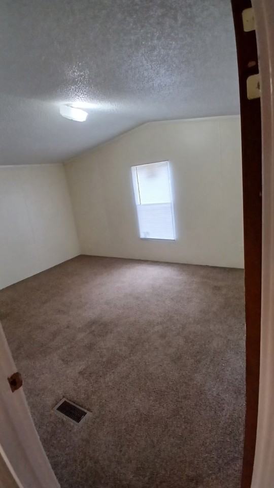 313 Lee St - Photo 6 of 7
