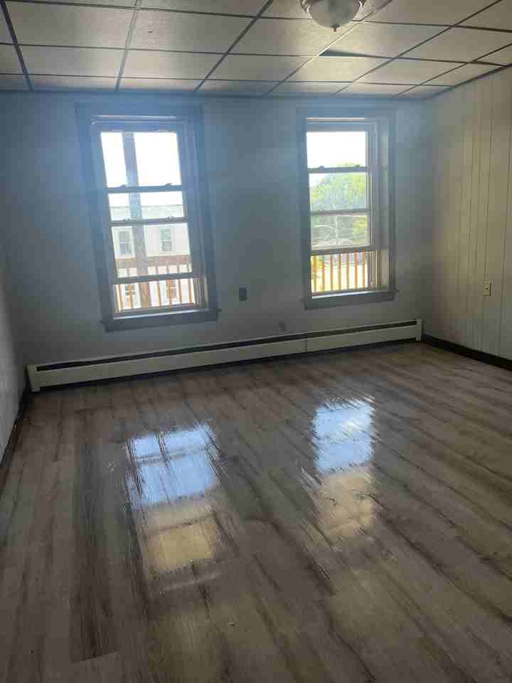 322 Waldo St #3A - Photo 3 of 4