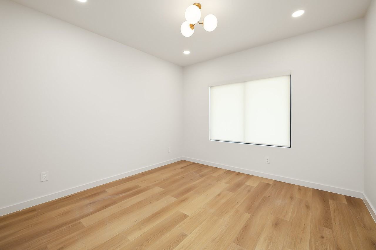 722 Juniper Cir #B - Photo 3 of 18