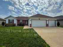 524 Evergreen Ave - Photo 1 of 1