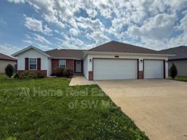 featured image of 524 Evergreen Ave