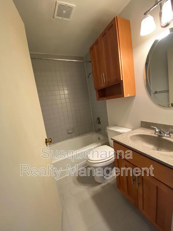 402 W Frederick St #302 - Photo 5 of 9