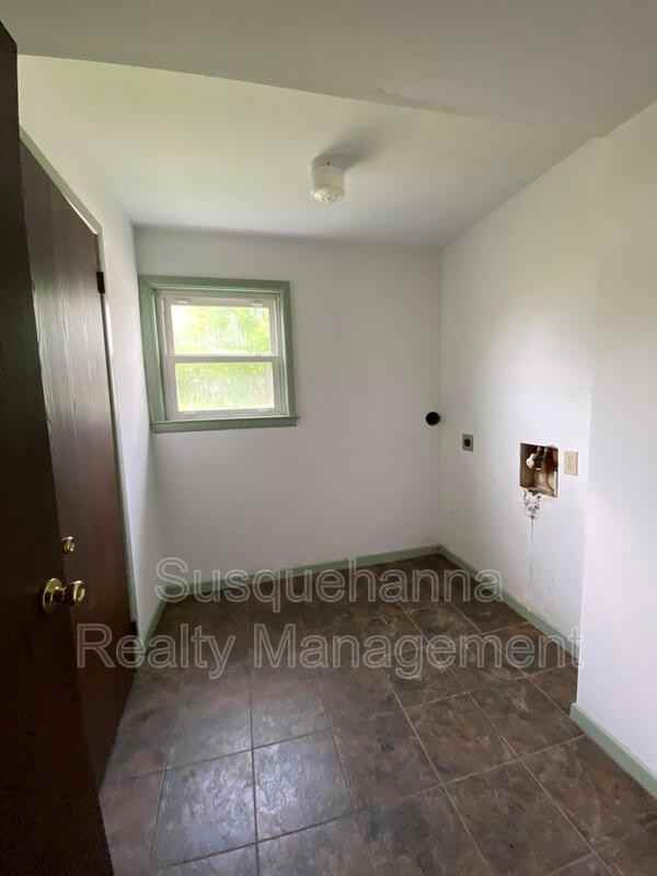 3531 Rothsville Rd - Photo 6 of 15