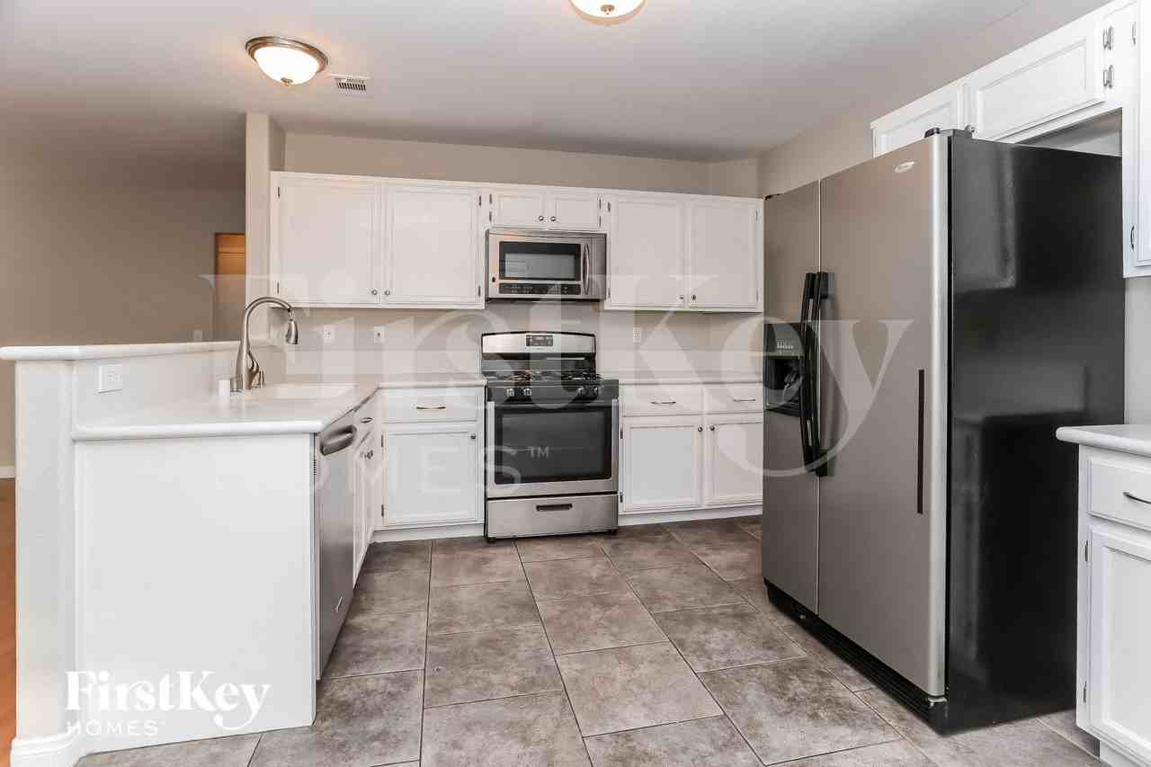 6700 Rio Sands Ct - Photo 4 of 15