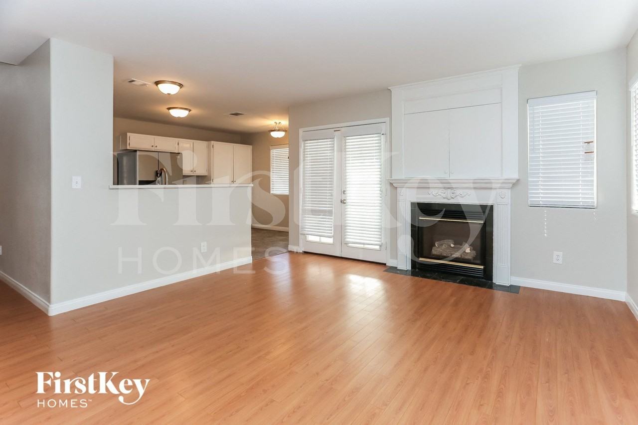 6700 Rio Sands Ct - Photo 6 of 15
