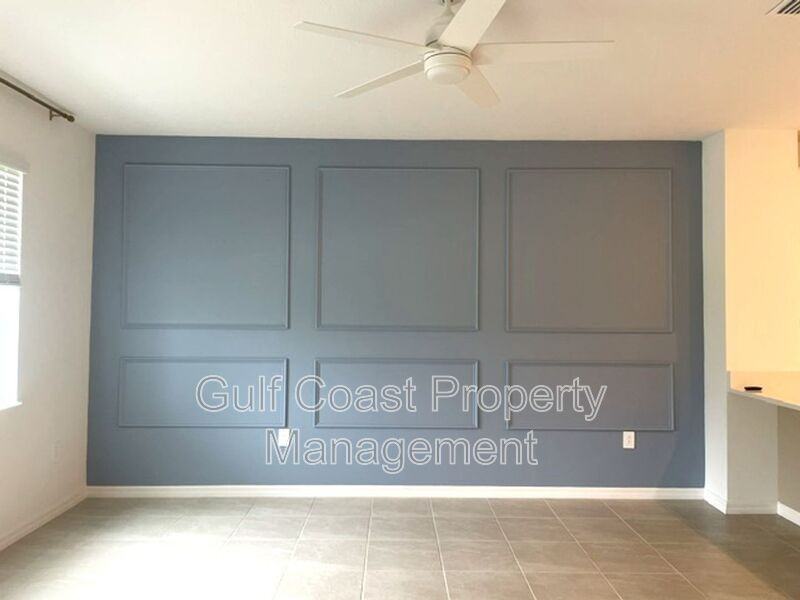 1908 Swivel Ln - Photo 3 of 33