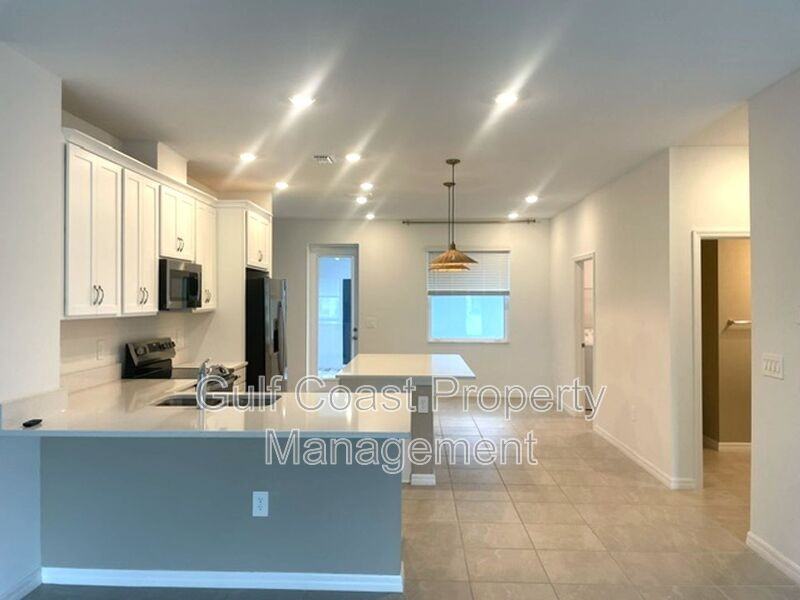 1908 Swivel Ln - Photo 6 of 33