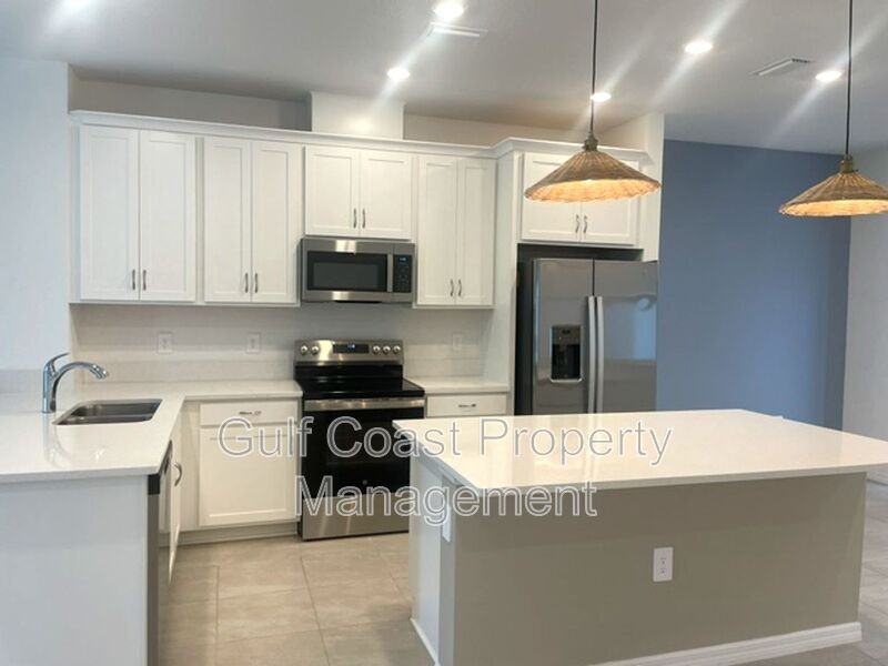 1908 Swivel Ln - Photo 7 of 33