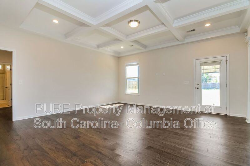 1014 Catskills Way - Photo 4 of 17