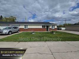 featured image of 965 Berryman Rd #B