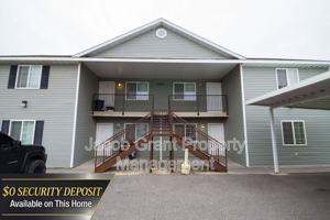 featured image of 3560 Deloy Dr #3