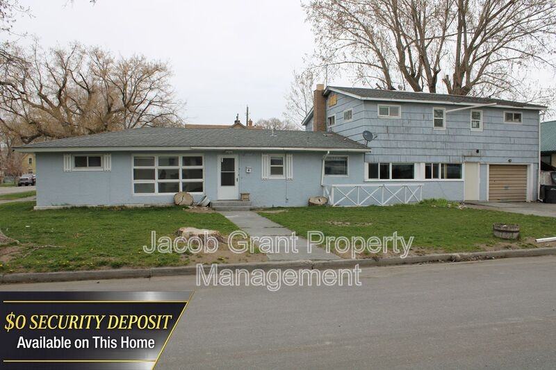 1310 Lake Ave