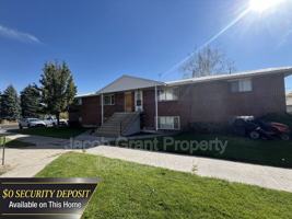 featured image of 2136 Saint Clair Rd