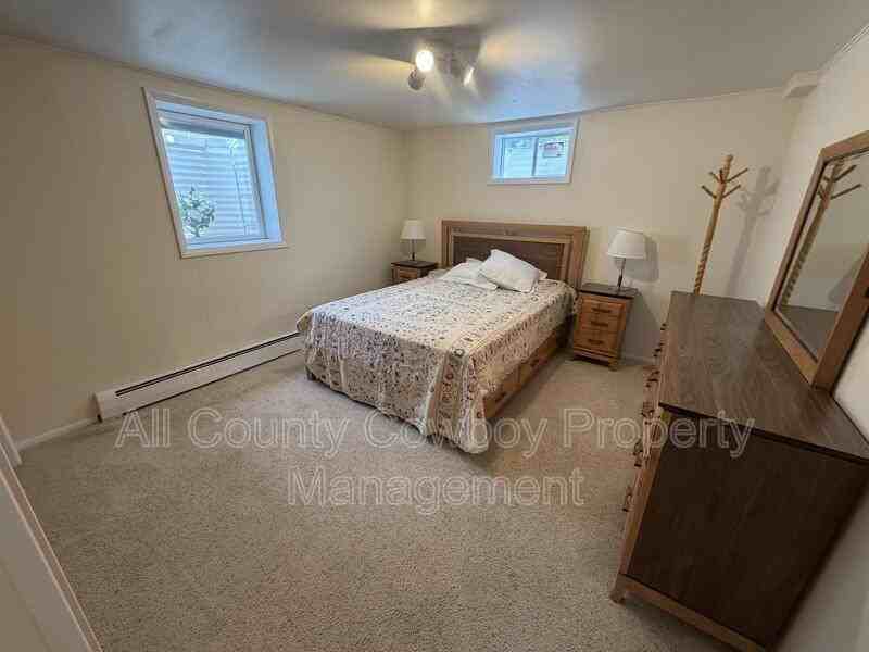 1314 Canby St #B - Photo 7 of 12