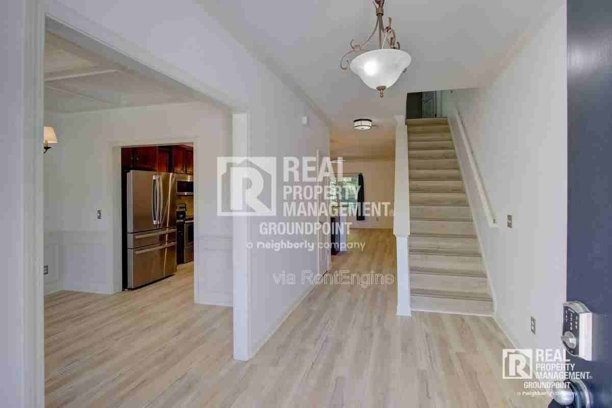 128 Balsam Cir - Photo 2 of 10