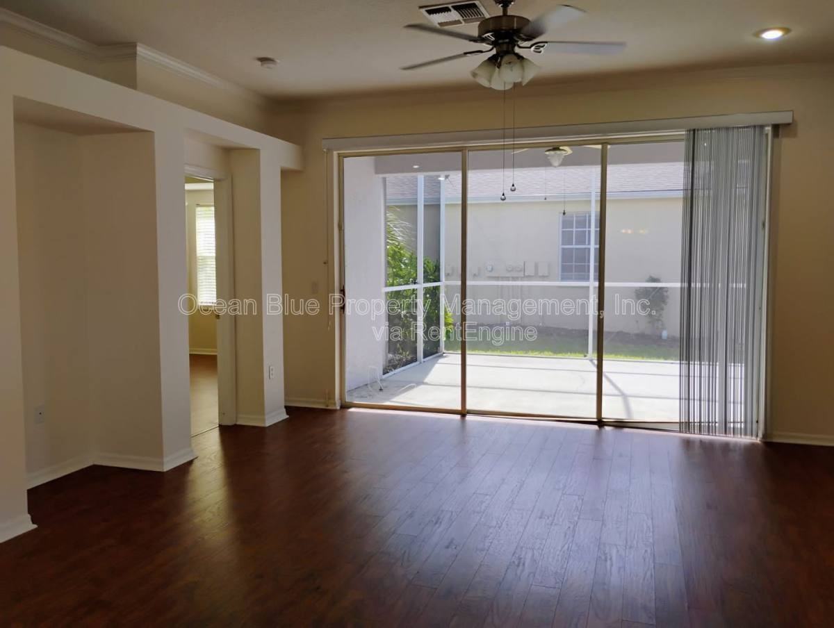 20716 Eustis Rd - Photo 2 of 9