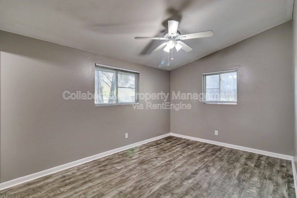 12444 Largo Dr - Photo 4 of 10