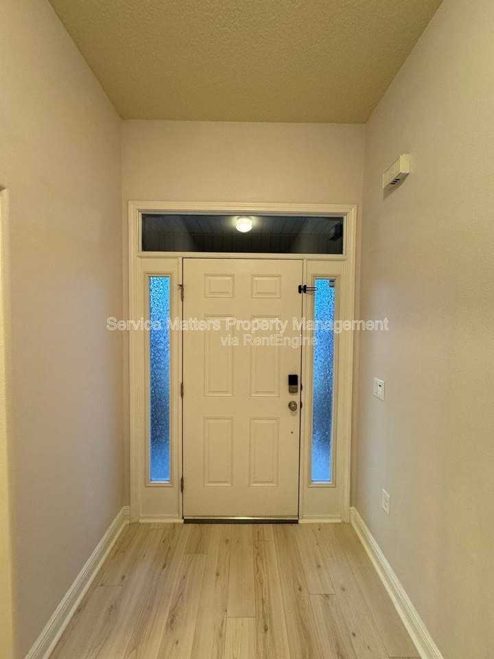 4504 Hampton Bay Blvd - Photo 3 of 10
