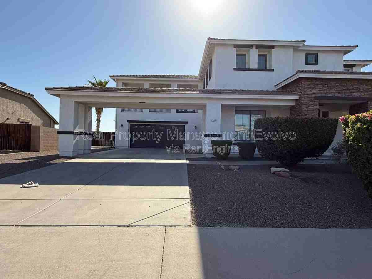 4287 S Kimberlee Dr - Photo 2 of 10