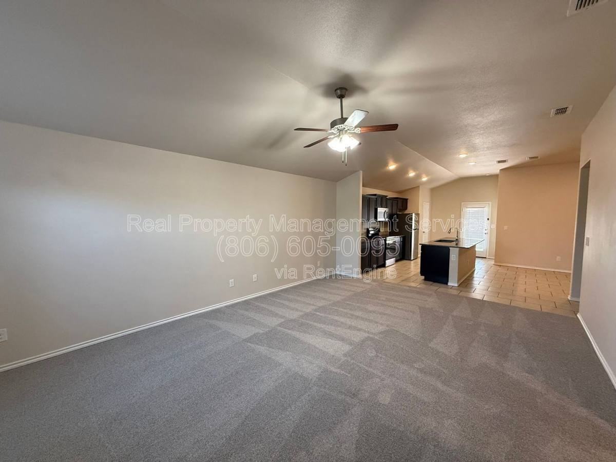 14309 Vernon Ave - Photo 2 of 10
