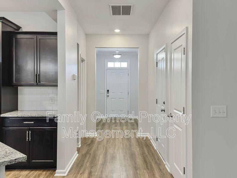 603 Pendleton Dr - Photo 7 of 47