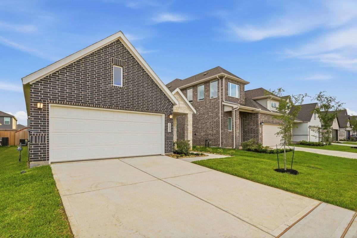 21531 Colonial Meadow Creek Trl - Photo 2 of 10